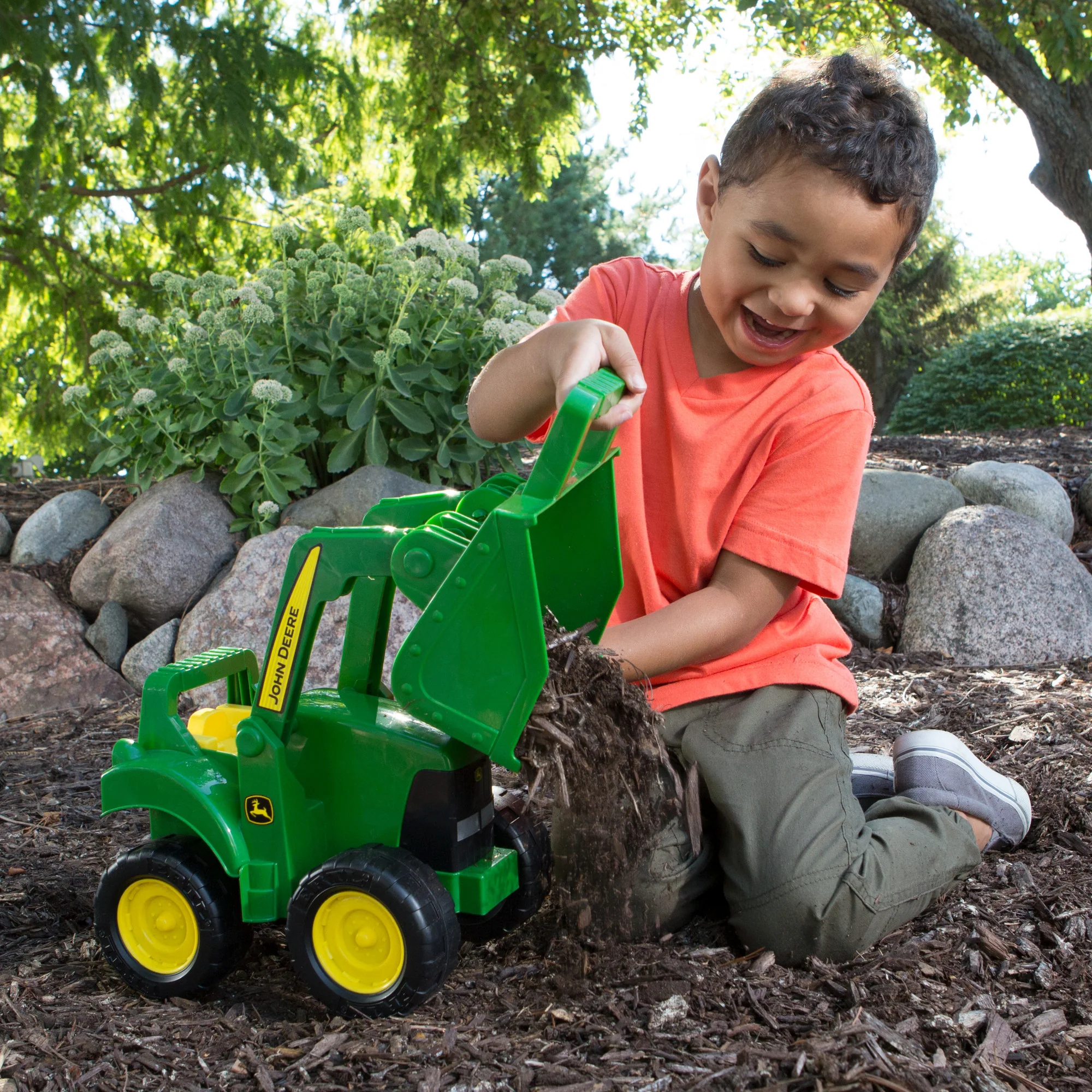 15 In. John Deere Big Scoop Tractor 46701 - Image 4