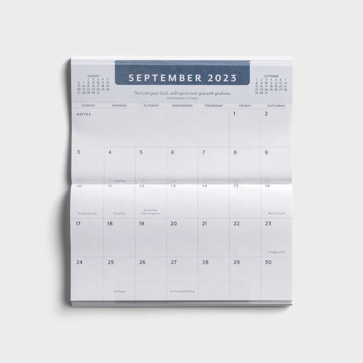 2023-2024 28-Month Planner Black and White Geo J7886 - Image 2