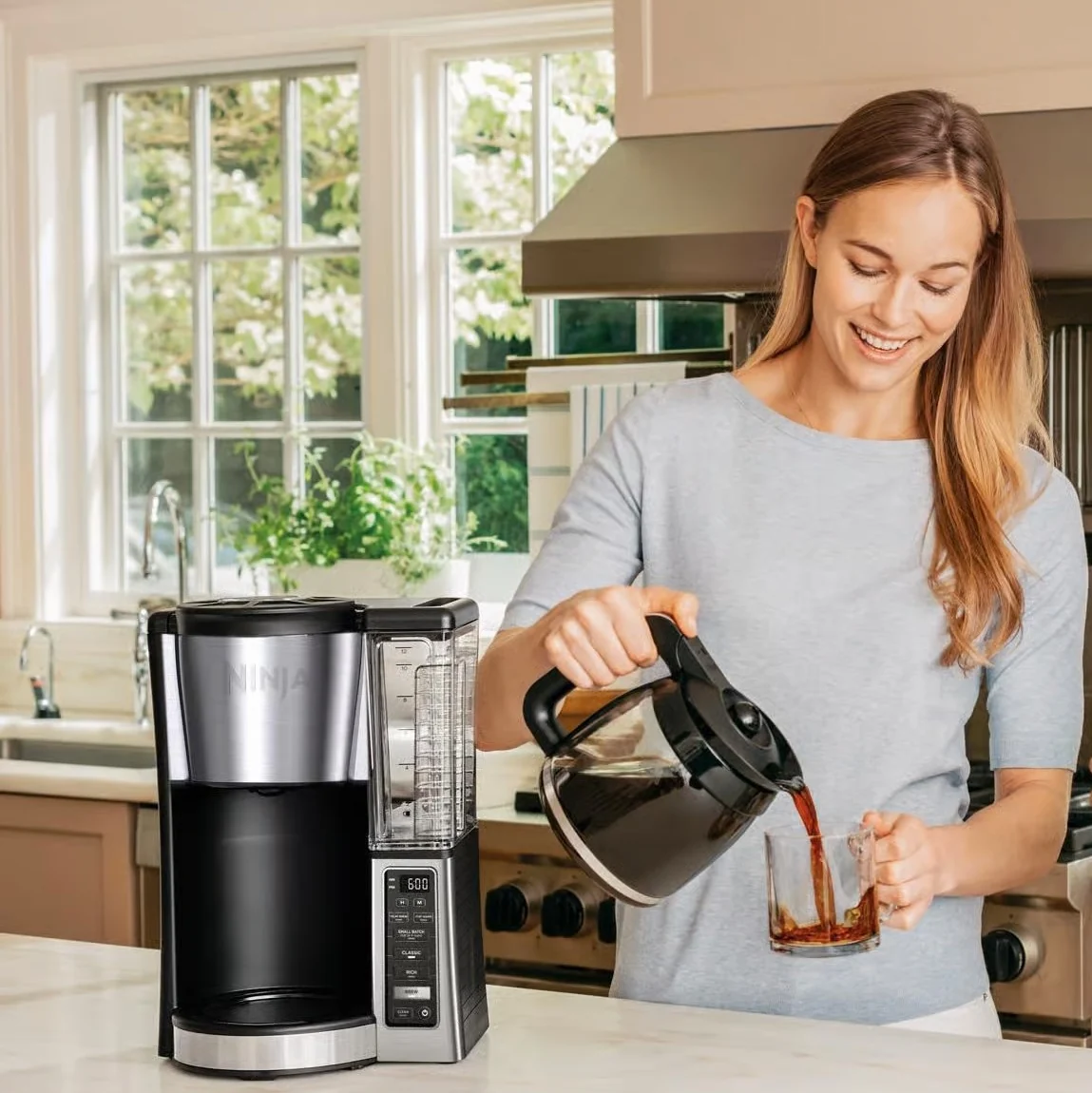 Black Coffee Maker CE251 - Image 2