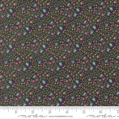 Chelsea Garden Collection Ambling Vine Cotton Fabric 33857 - Image 2
