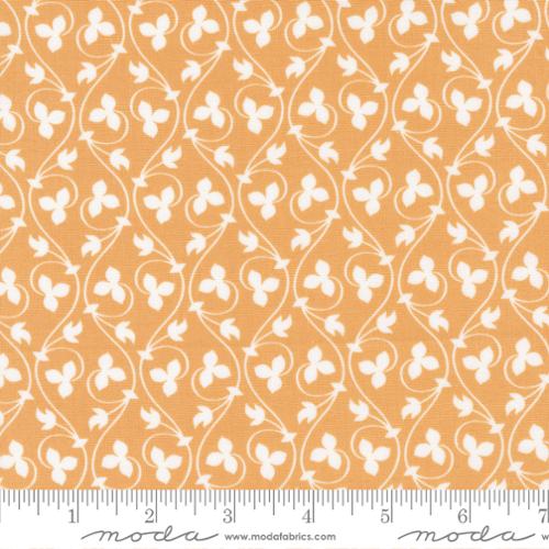 Cinammon and Cream Collection Acorn Vines Cotton Fabric 20455 - Image 2