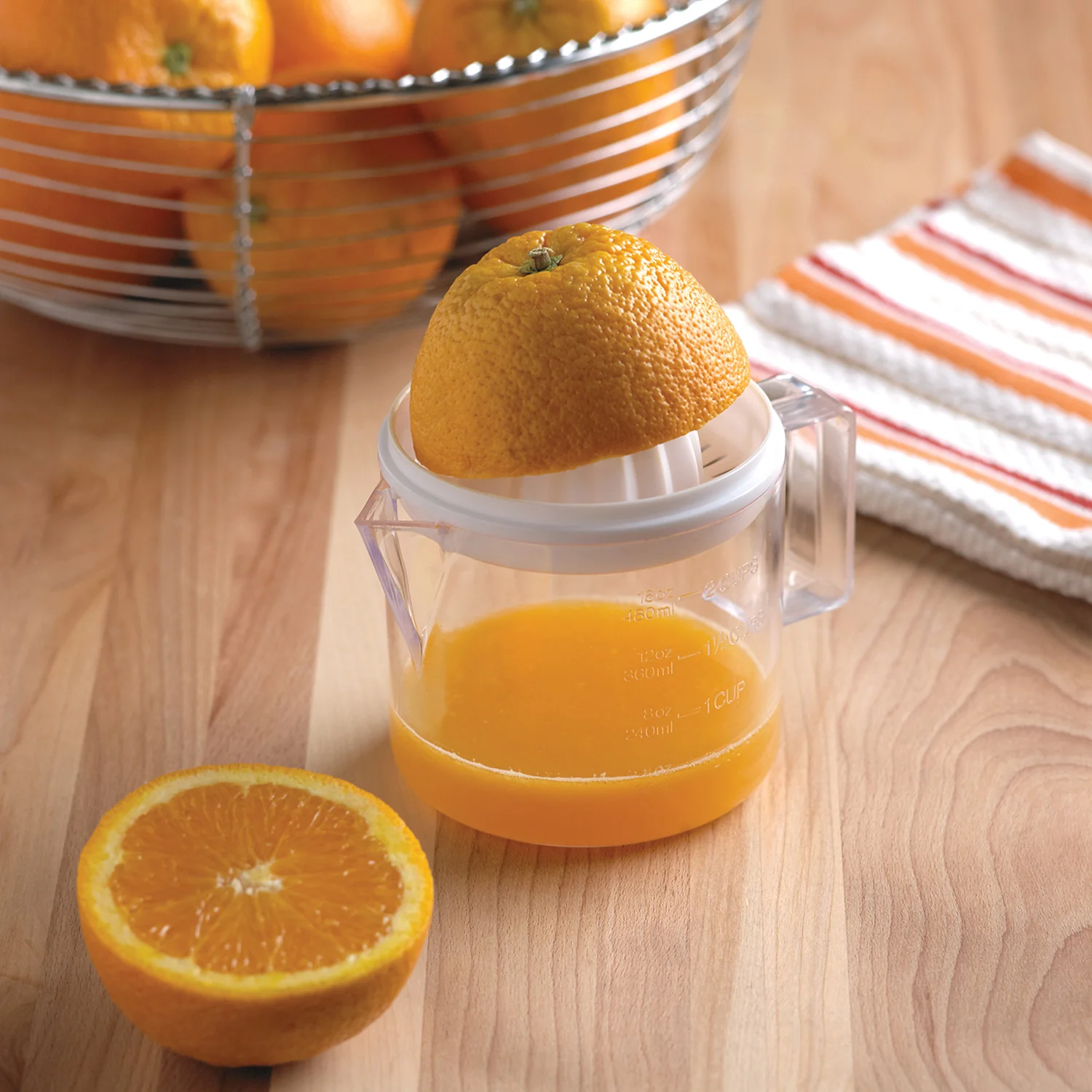 Citrus Juicer & Cup 5515 - Image 2