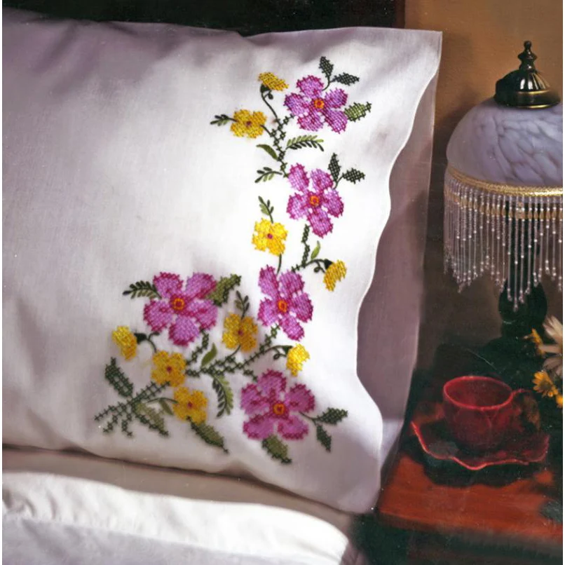 Classic Stamped for Embroidery Pillowcases T23 - Image 4