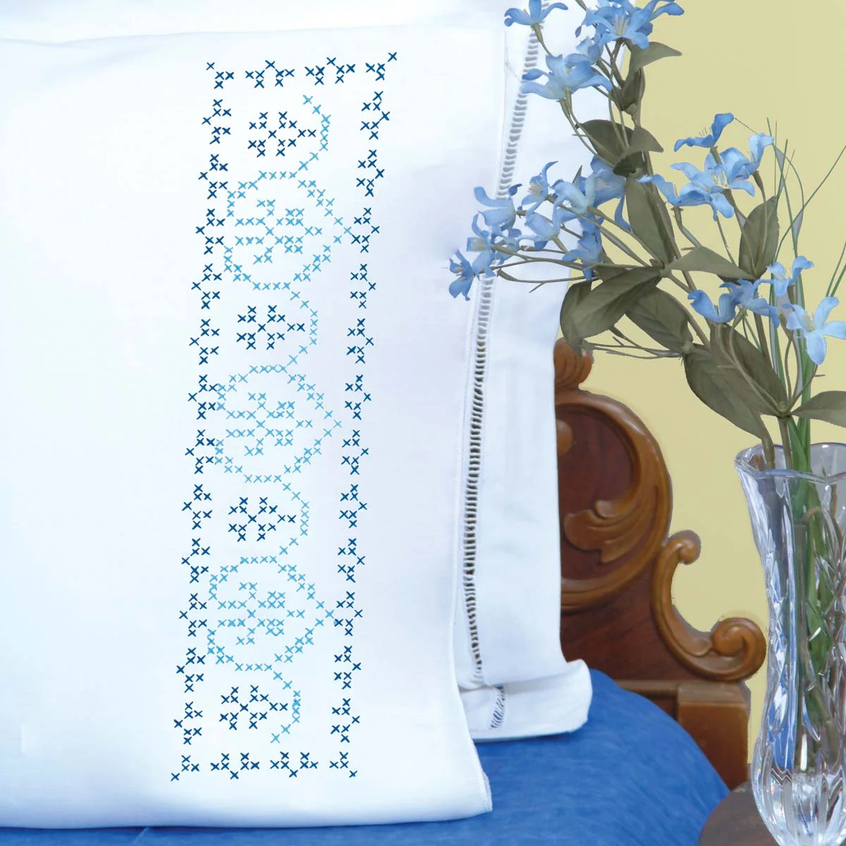 Cross-Stitch Americana Perle Edge Pillowcases 1600366