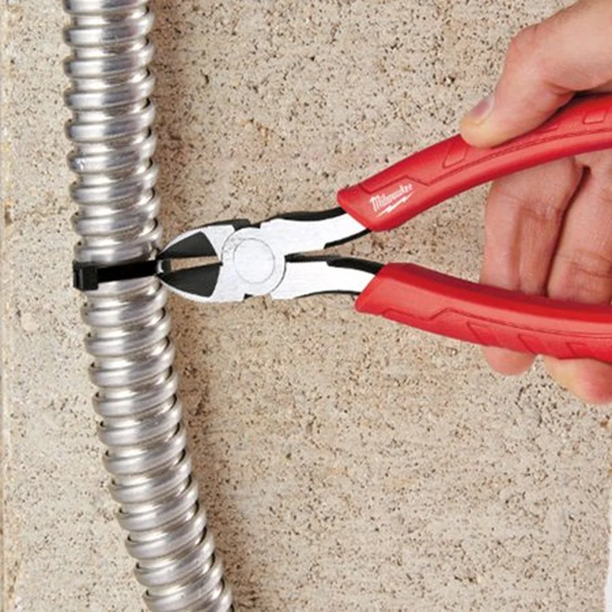 Diagonal Cutting Pliers - 8 Inch