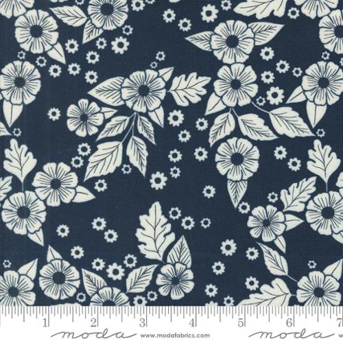 Field of Flowers Collection Floral Scatter Cotton Fabric 3313 - Image 4