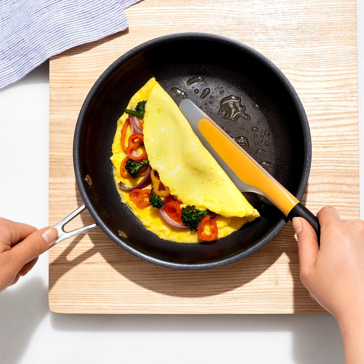 Flip & Fold Omelet Turner 11140800 - Image 4