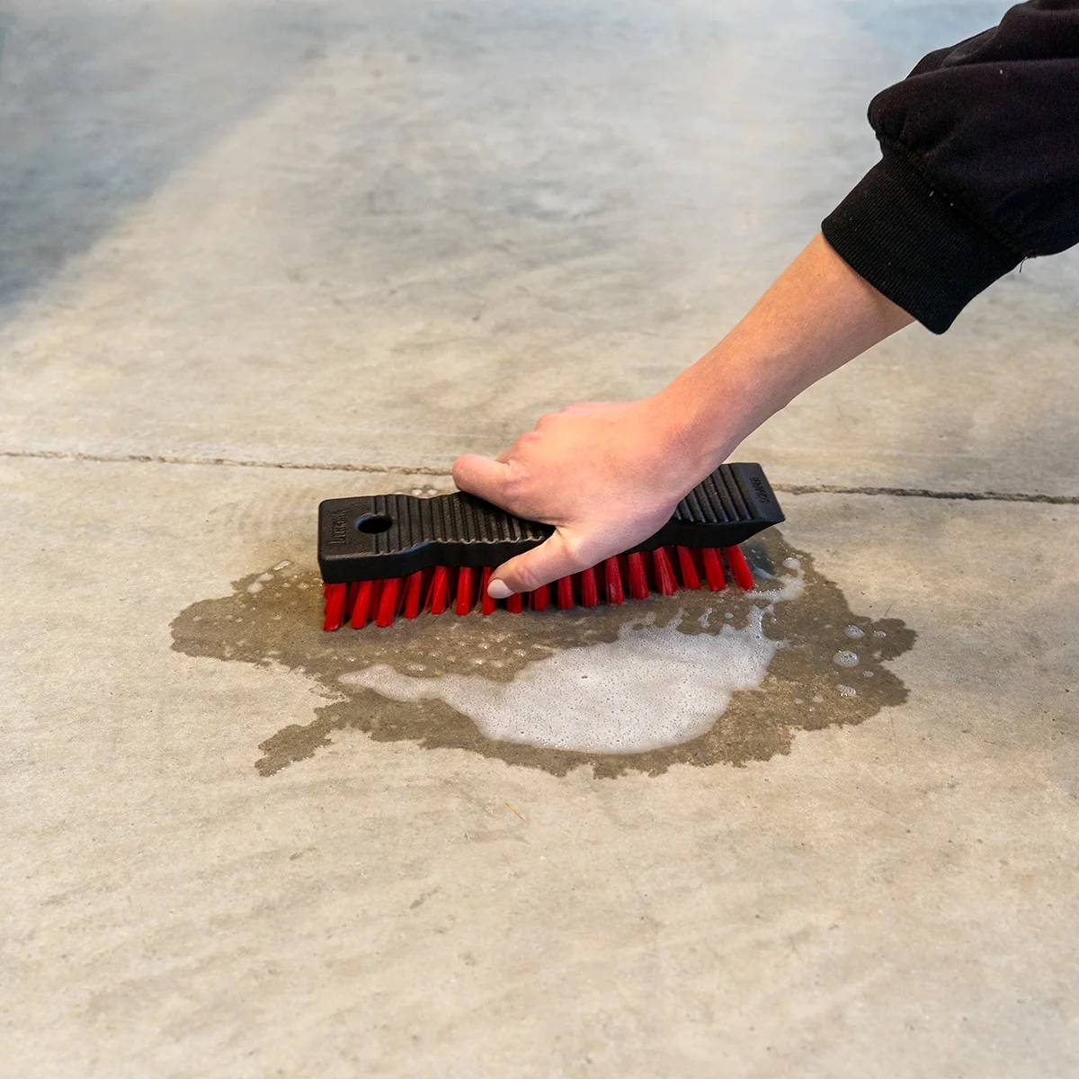 Heavy-Duty Scrub Brush 513 - Image 2