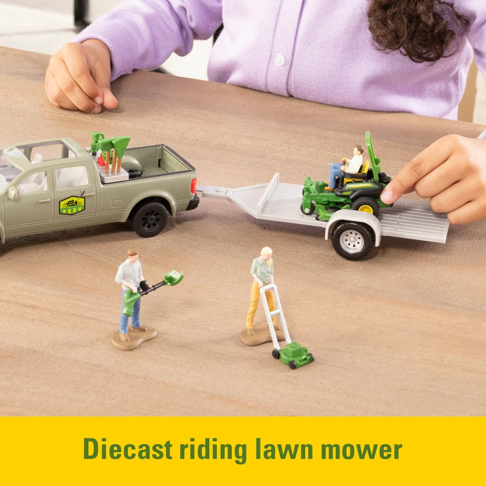 John Deere 1:32 Scale Lawn Care 15 Piece Playset 47551 - Image 3