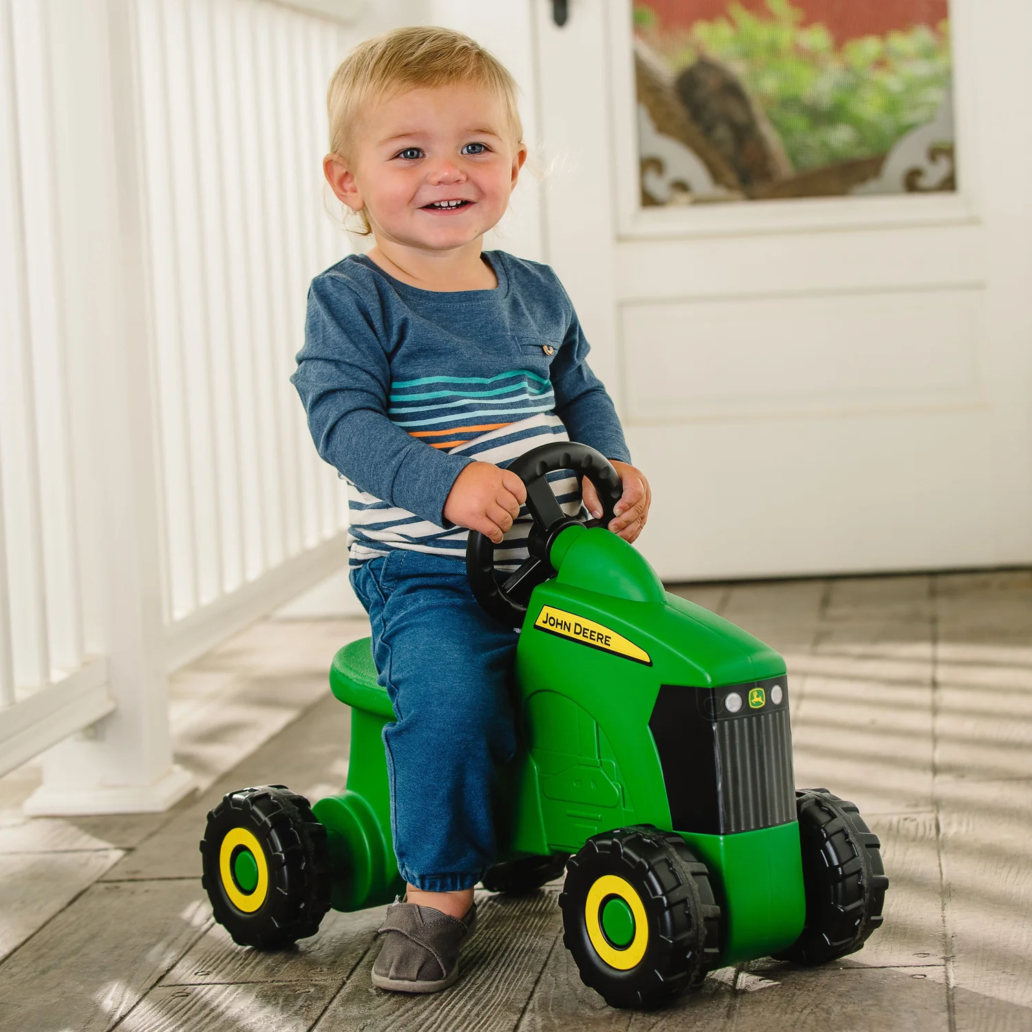 John Deere Sit N' Scoot Tractor 35189 - Image 4