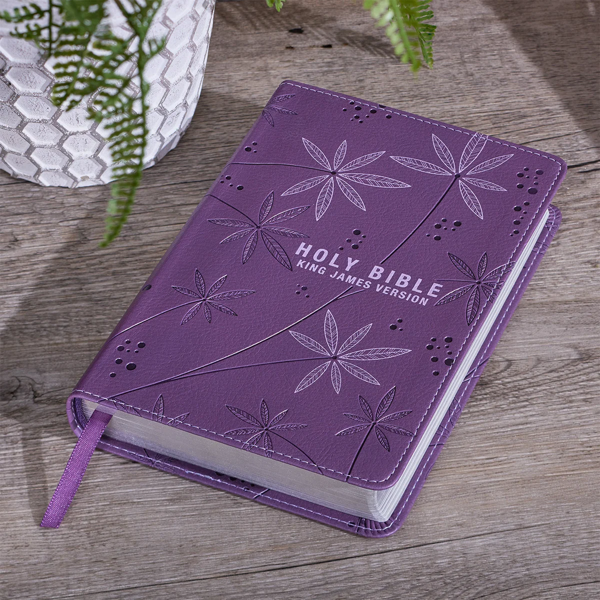 KJV Purple Compact Bible KJV004 - Image 8