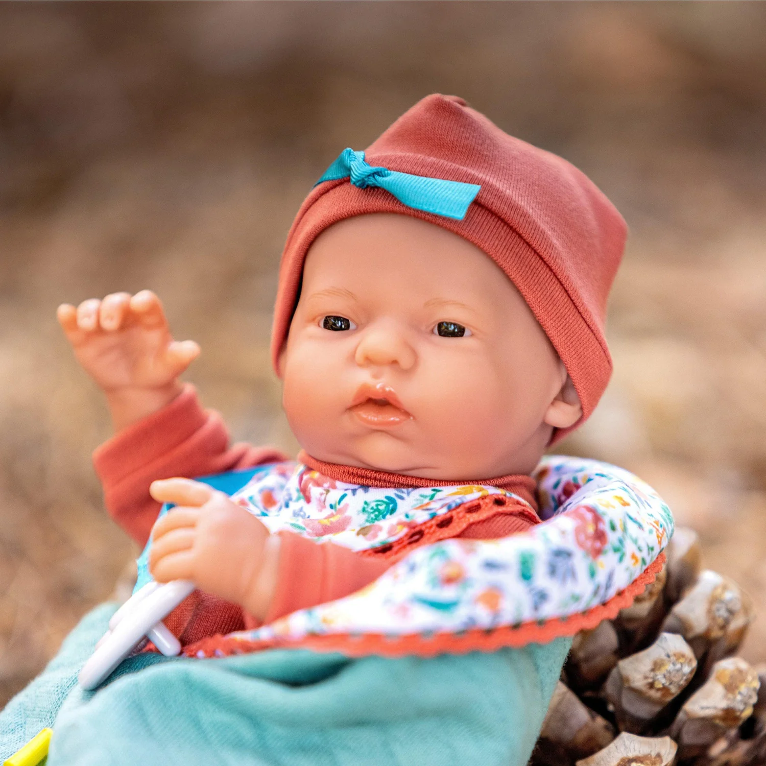 La Mini Newborn Baby Girl Doll 18456 - Image 3