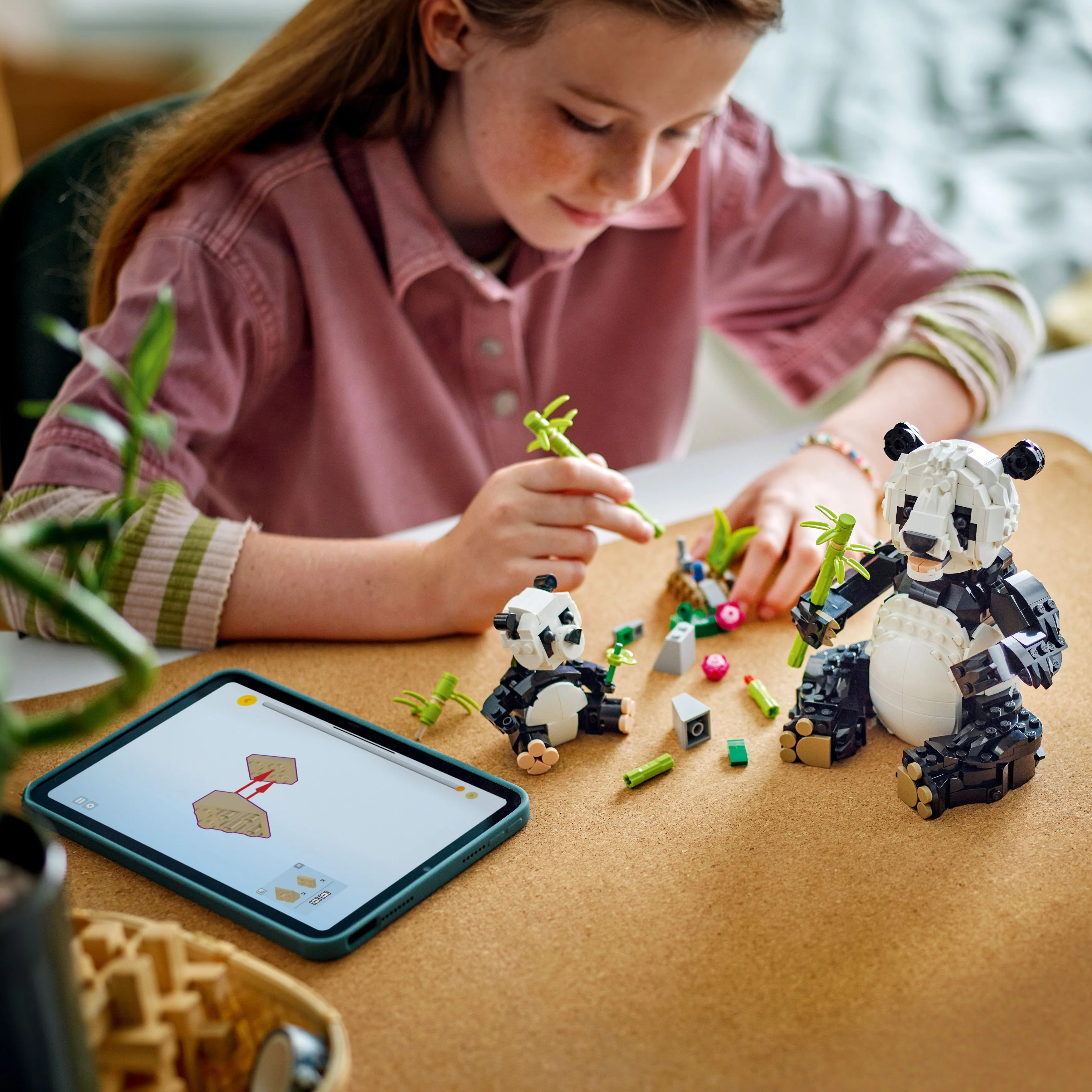LEGO Creator 3 in 1 Wild Animals Panda Family Building Toy 31165 - Image 8