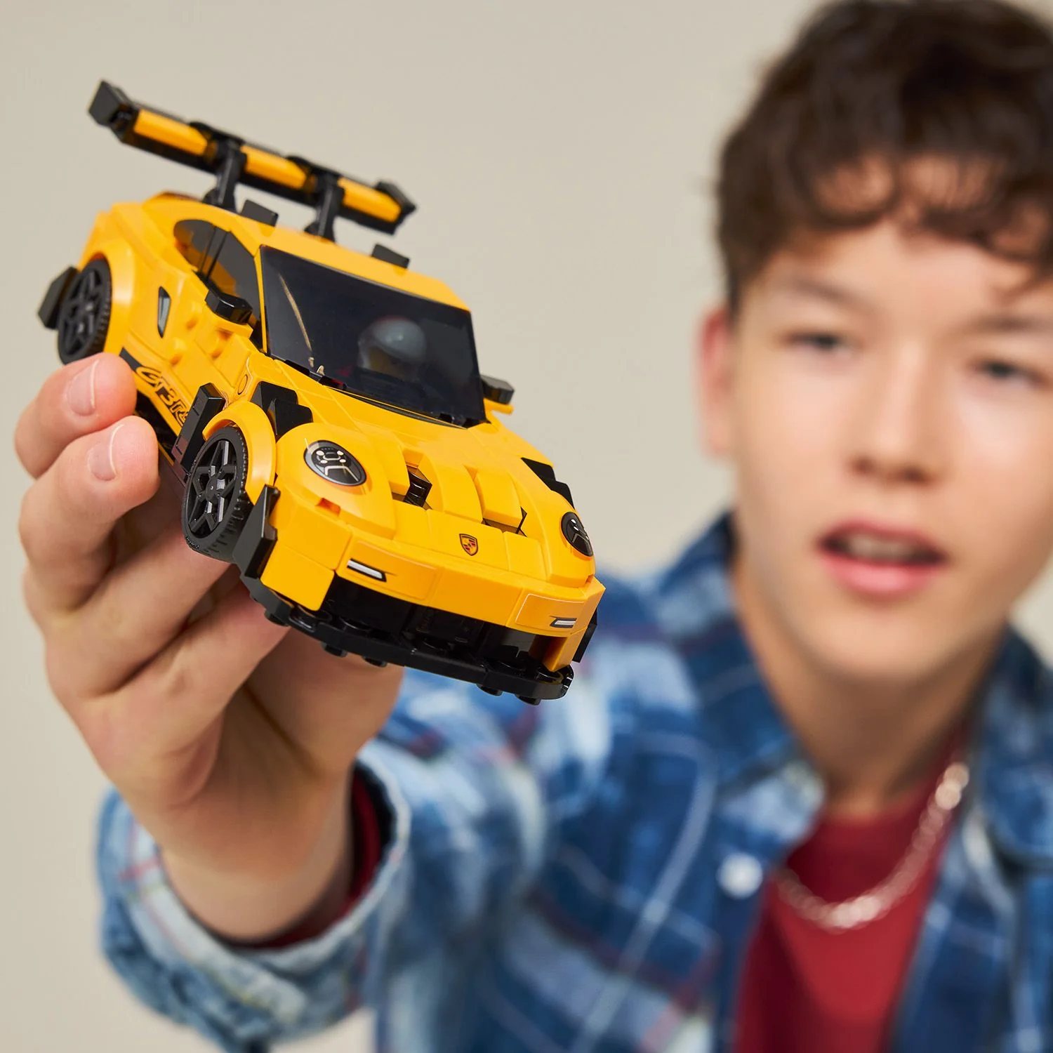 LEGO Speed Champions Porsche 911 GT3 RS Super Car 77239 - Image 3