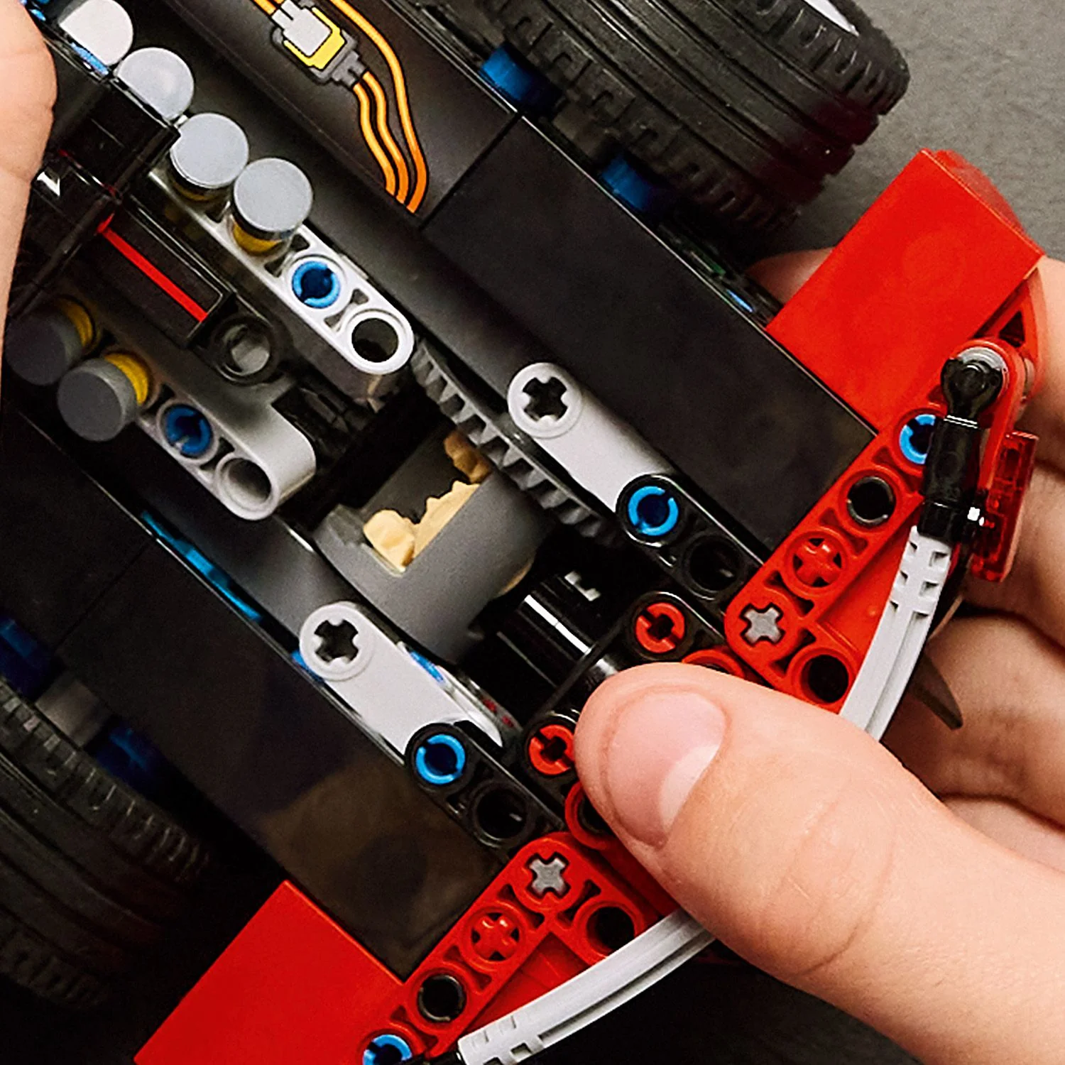 LEGO Technic Ferrari FXX K Childrens Toy Car 42212 - Image 9